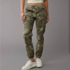 AE CAMO PANTS